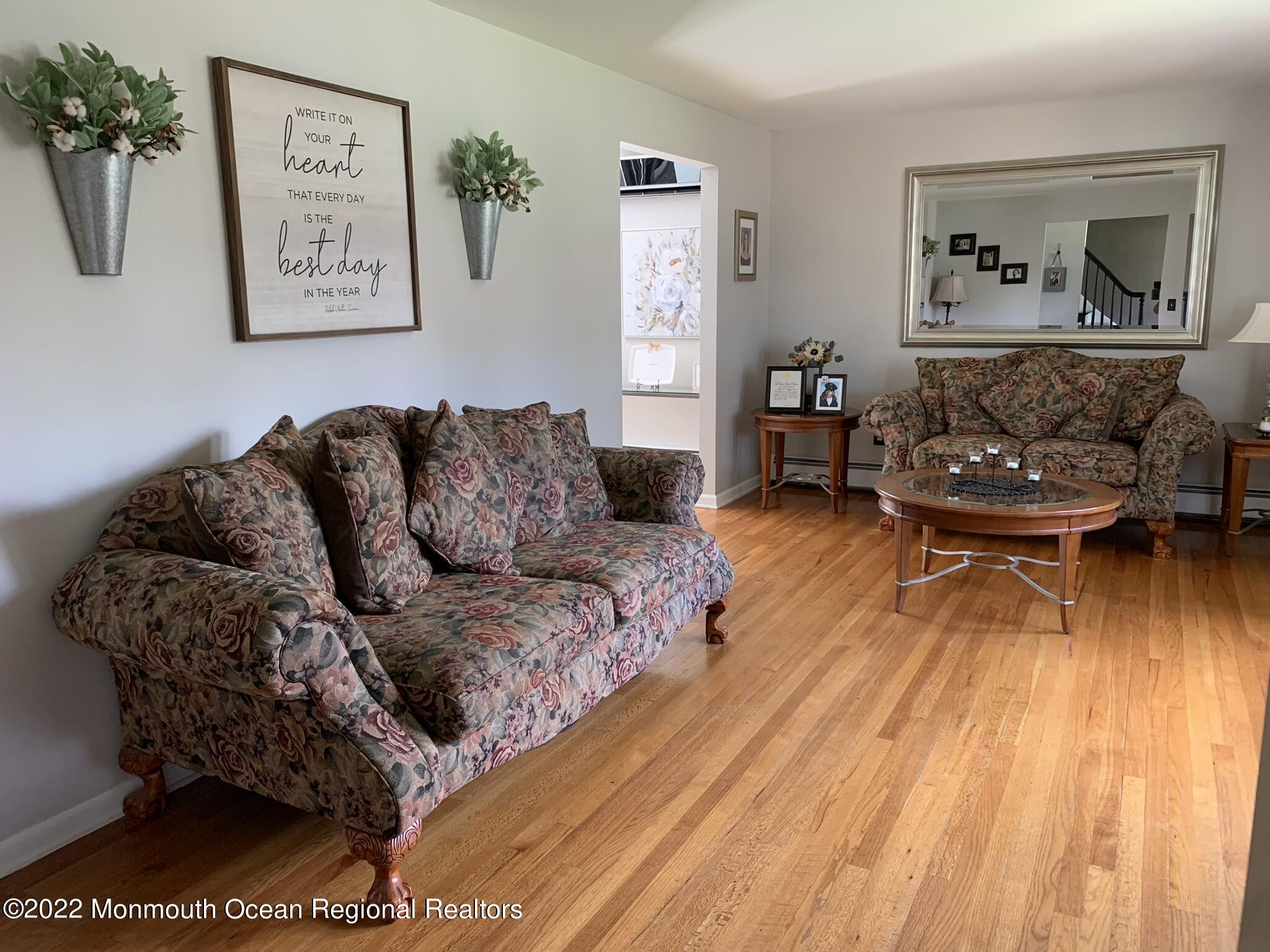40 Leone Road Toms River, NJ 08755 - Photo 8 of 50 LIVING ROOM