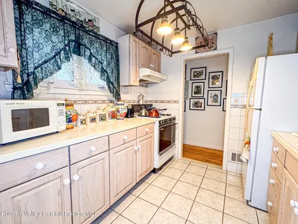 $310,000 | 2772 Highway 28, Shokan, NY 12481