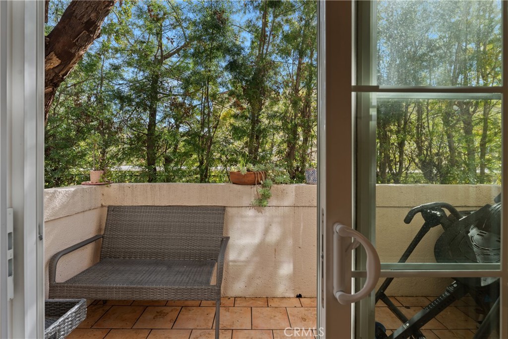 5340 Las Virgenes Road, Unit 11 Calabasas, CA 91302 - Photo 28 of 46