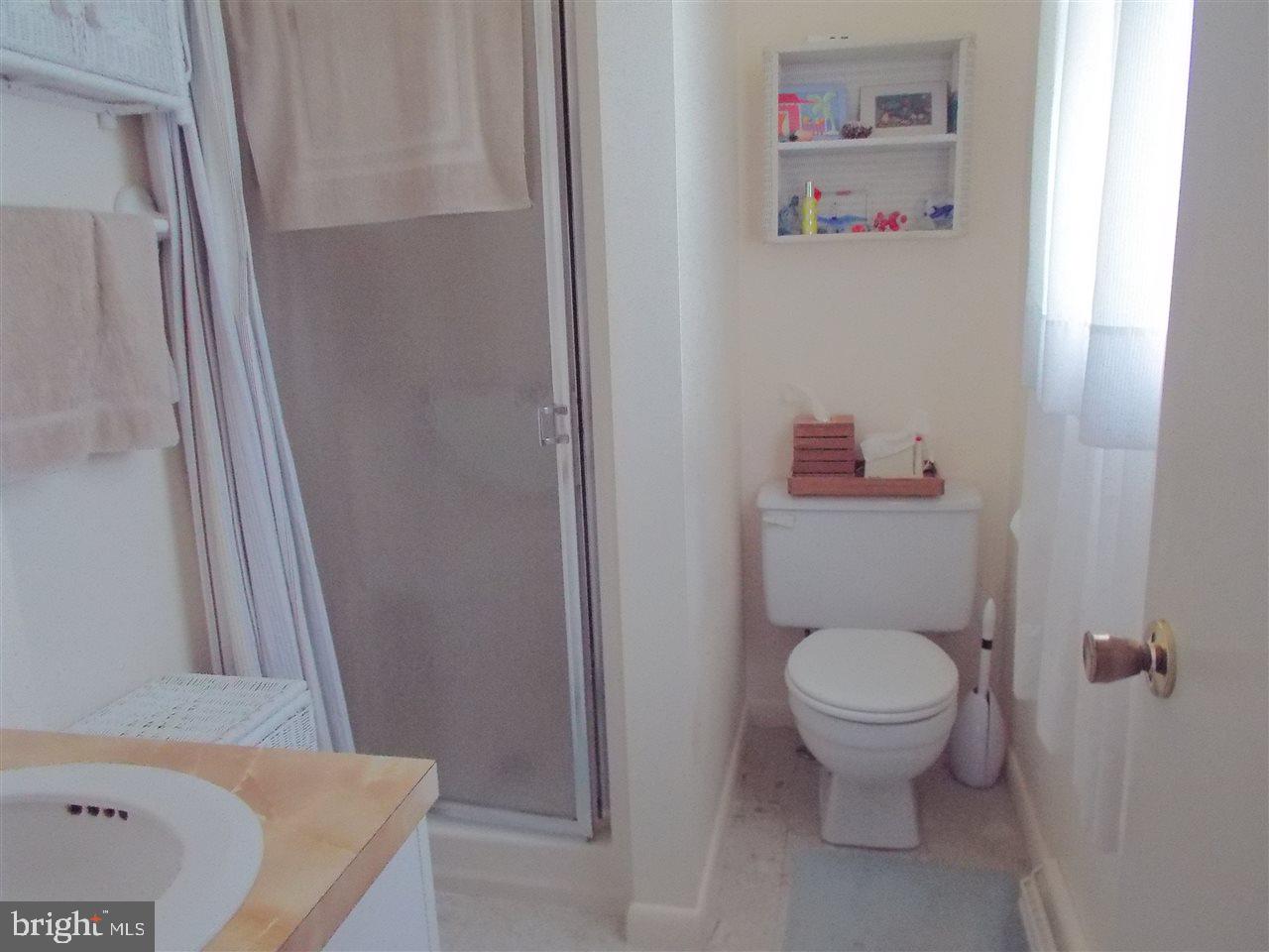 633 Greendale Road York, PA 17403 - Photo 7 of 17 Gallery Image 7