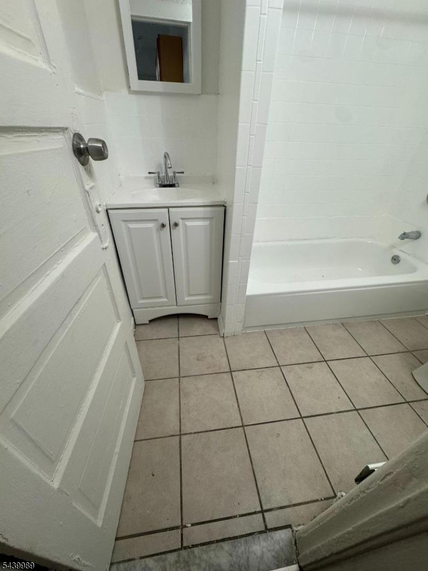 178 Howe Avenue Passaic, NJ 07055 - Photo 2 of 5