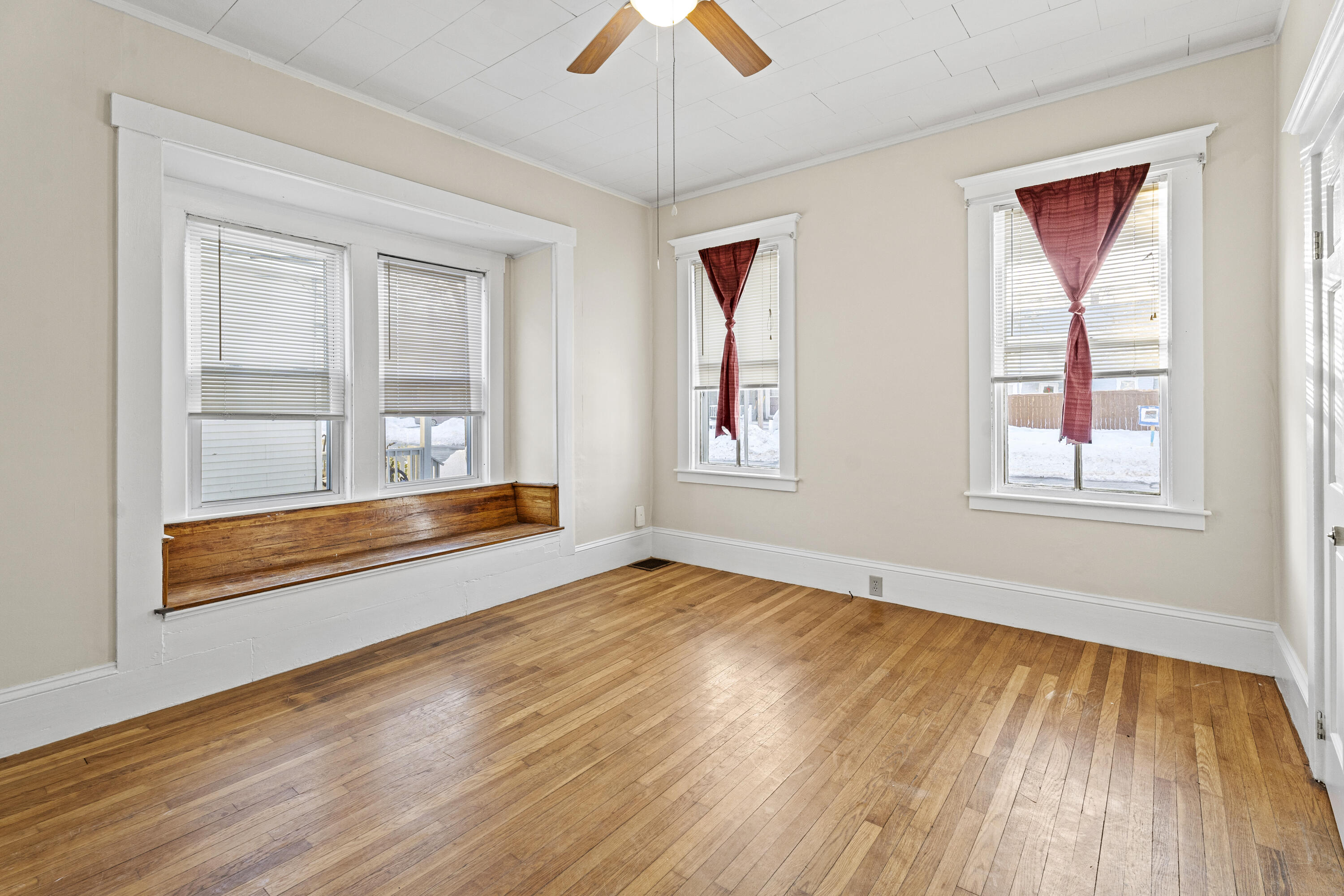 57 Elm Street Bangor, ME 04401 - Photo 37 of 49 DSC05115