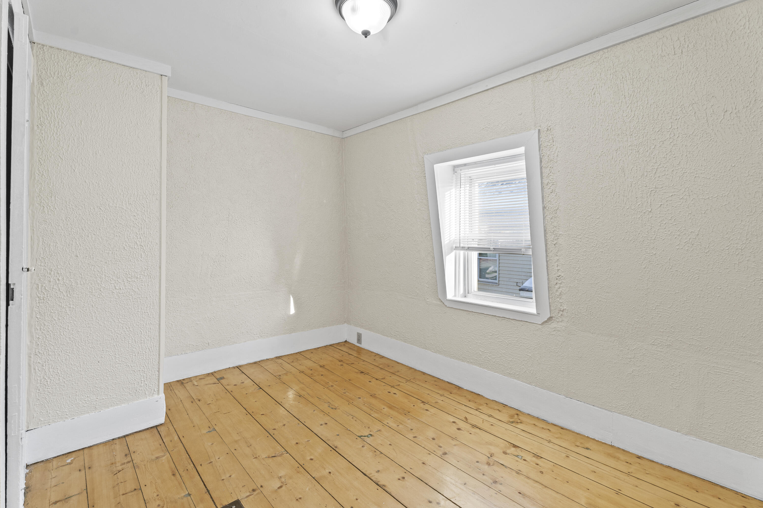 57 Elm Street Bangor, ME 04401 - Photo 47 of 49 DSC05145