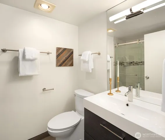 $745,000 | 1120 8th Avenue, Unit 1203, Seattle, WA 98101