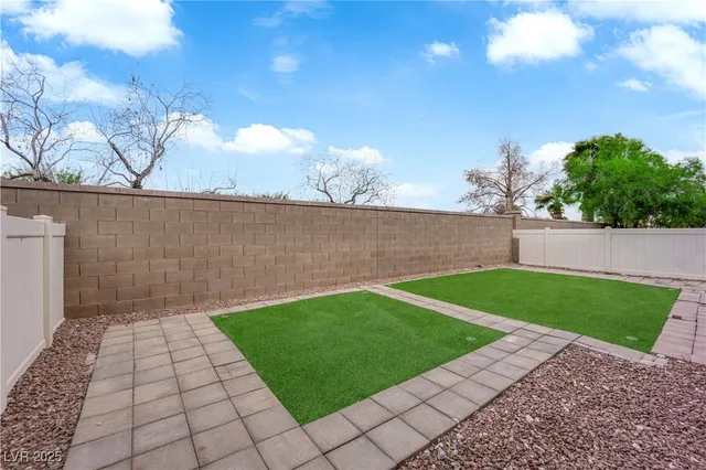 $509,000 | 9466 Marshall Creek Street, Las Vegas, NV 89178