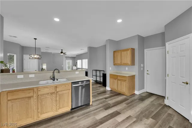 $509,000 | 9466 Marshall Creek Street, Las Vegas, NV 89178