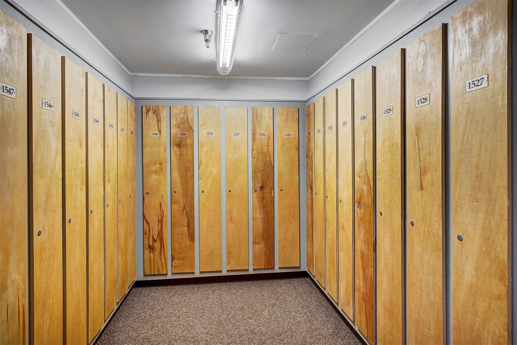 22174 Highway 6, Unit 1527 Keystone, CO 80435 - Photo 26 of 27 a view of a hallway with windows