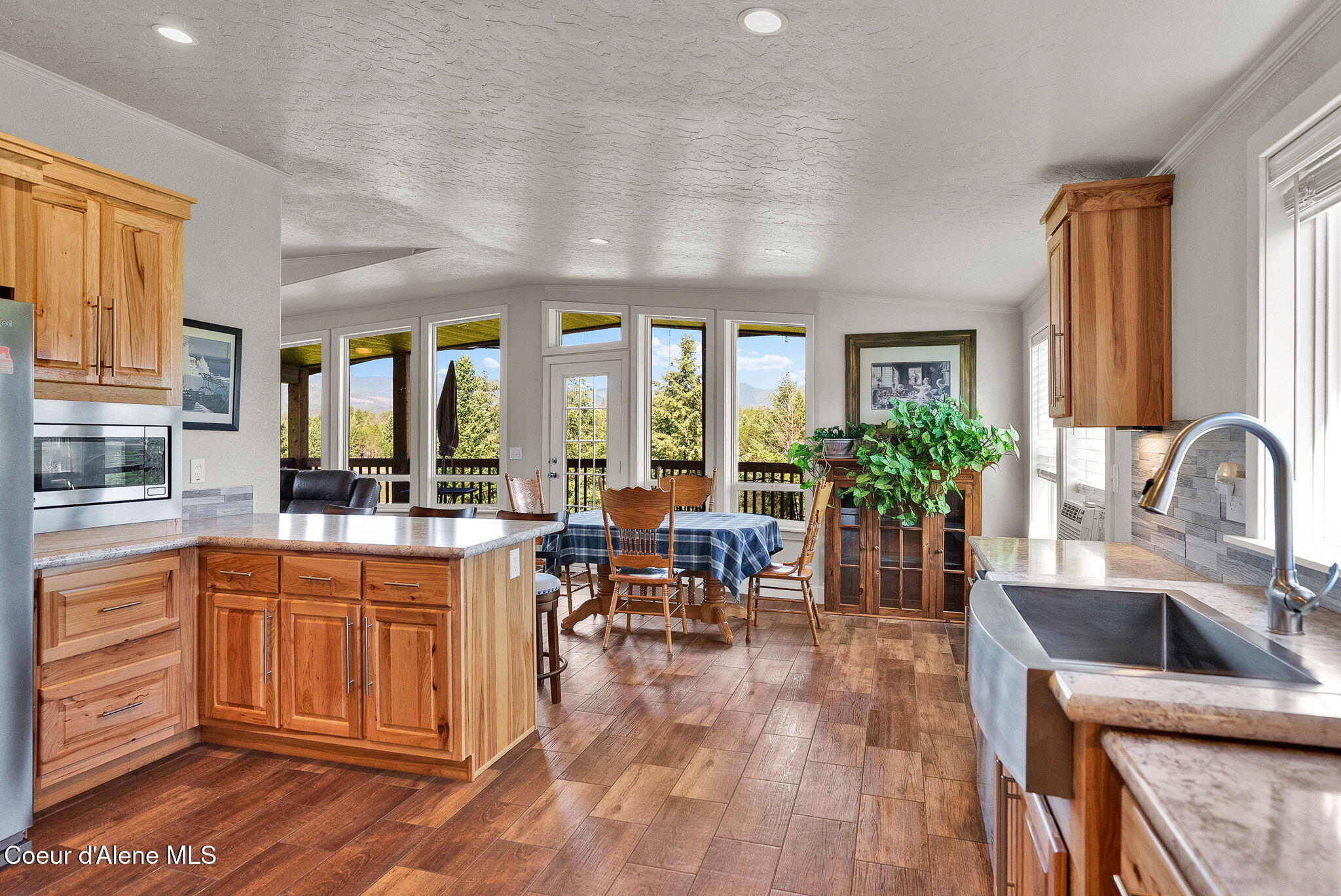 241 Promised Ridge Priest River, ID 83856 - Photo 10 of 58 Kitchen