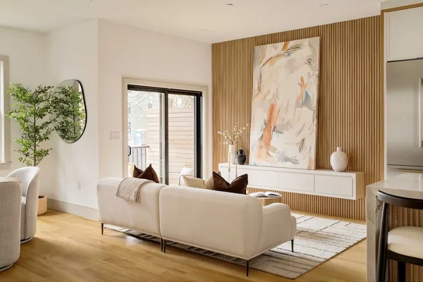 $2,750,000 | 20 Wendell Street, Unit 3, Cambridge, MA 02138