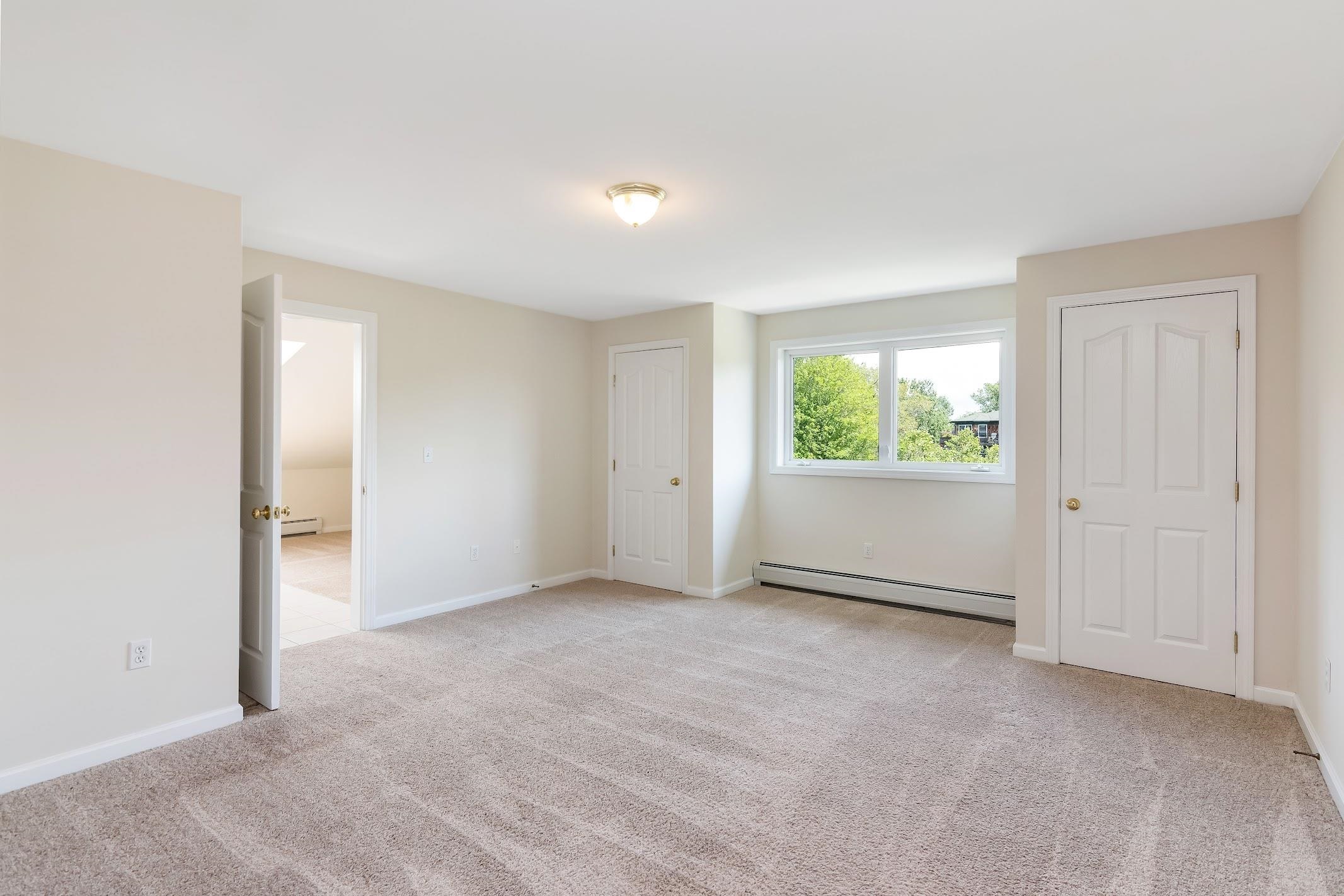 123 Claire Point Road, Unit 123 Burlington, VT 05408 - Photo 11 of 19 Gallery Image 11