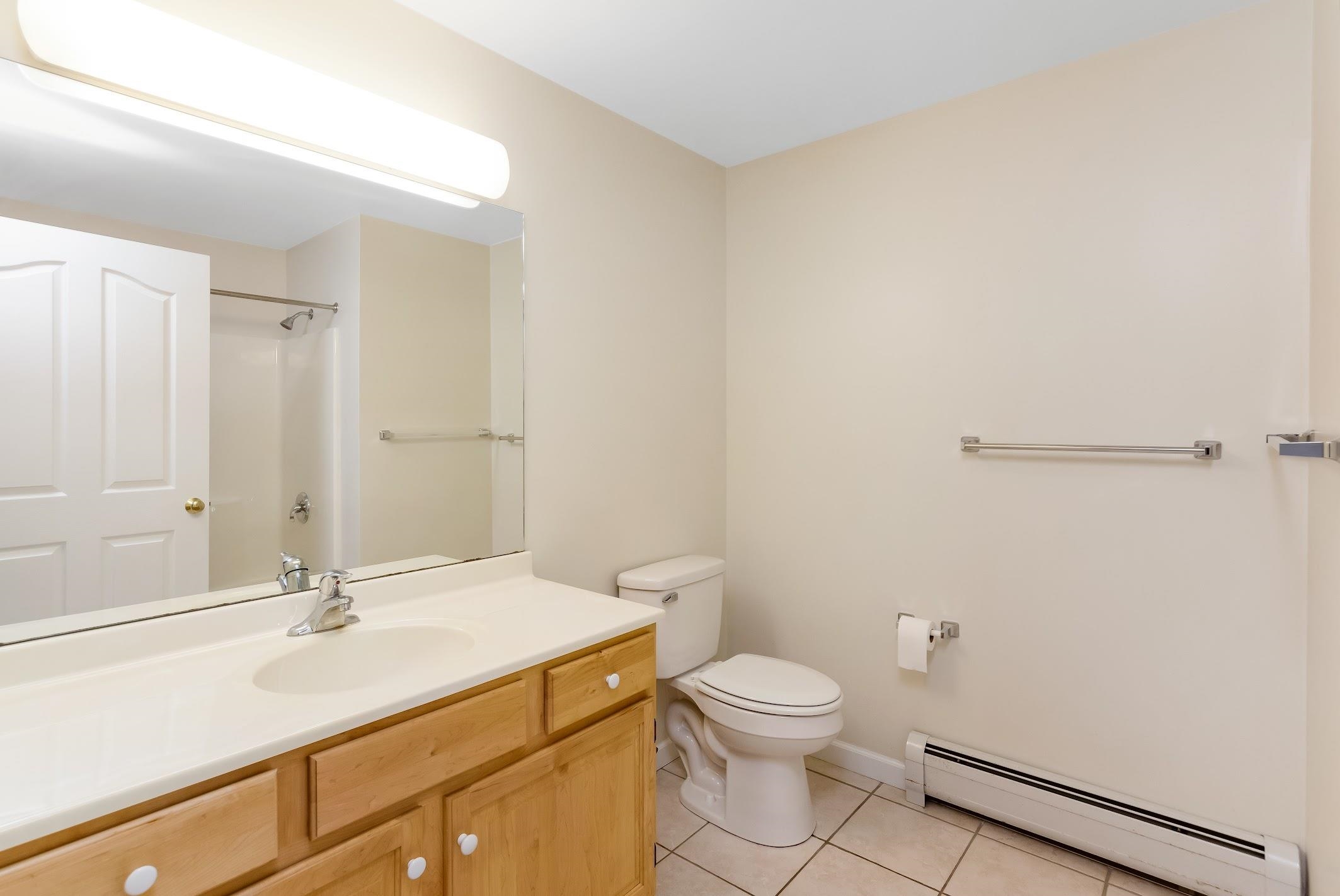 123 Claire Point Road, Unit 123 Burlington, VT 05408 - Photo 13 of 19 Gallery Image 13