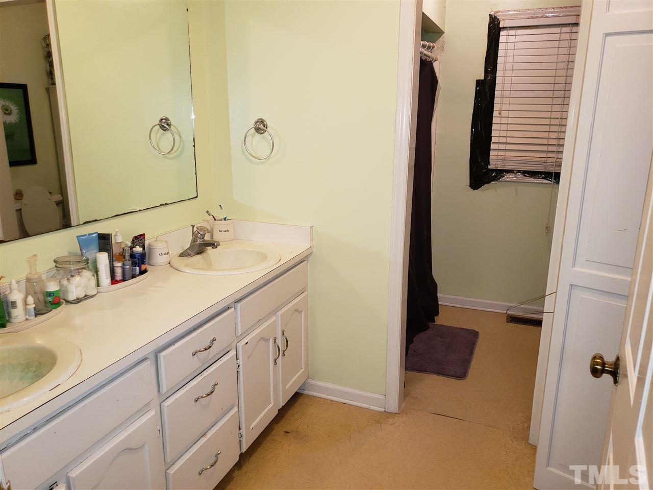 2724 Shepard School Road Zebulon, NC 27597 - Photo 11 of 26 Gallery Image 11