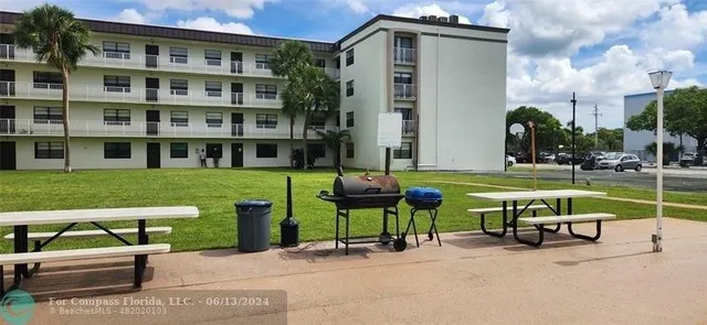 $215,000 | 500 Northeast 2nd Street, Unit 204, Dania Beach, FL 33004