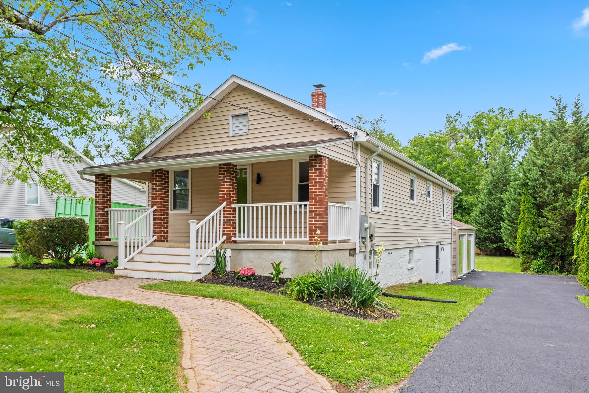 102 Nelson Road Pikesville, MD 21208 - Photo 3 of 57