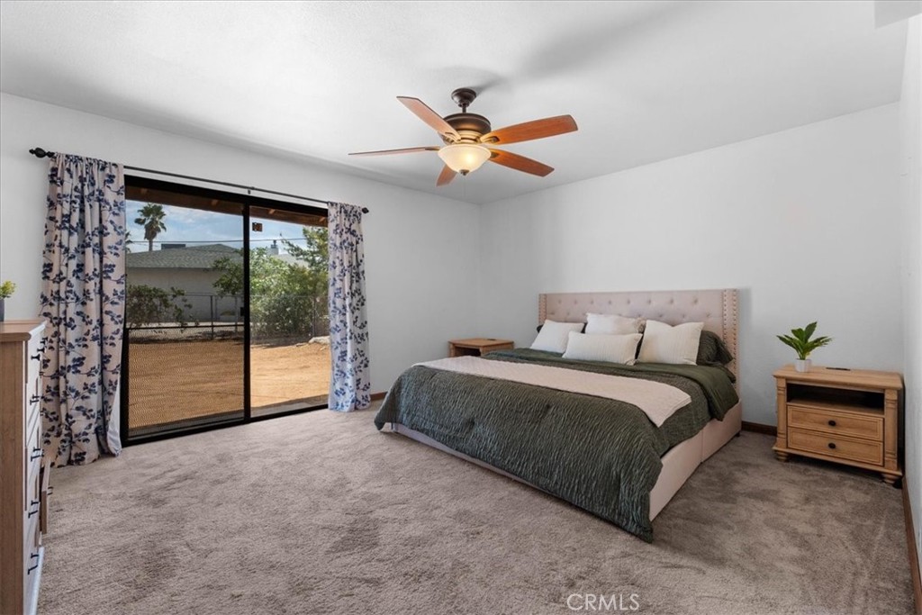 19801 Talihina Road Apple Valley, CA 92307 - Photo 11 of 28 Primary Bedroom