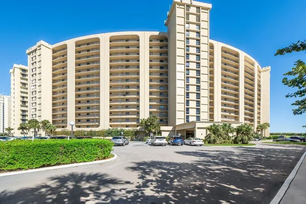 $8,000 | 100 Ocean Trail Way, Unit 603, Jupiter, FL 33477