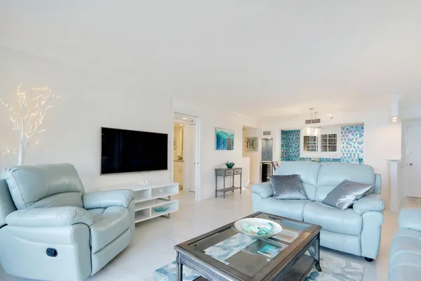 $8,000 | 100 Ocean Trail Way, Unit 603, Jupiter, FL 33477