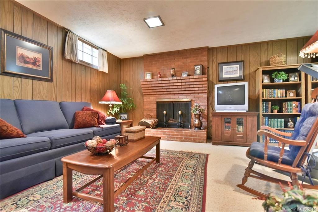 345 Pritchard Road Candler, NC 28715 - Photo 22 of 24 Gallery Image 22