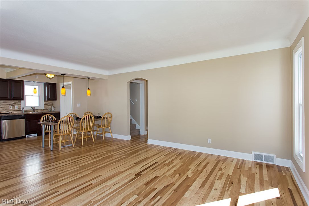 3023 Hearthstone Road Parma, OH 44134 - Photo 4 of 19 Gallery Image 4