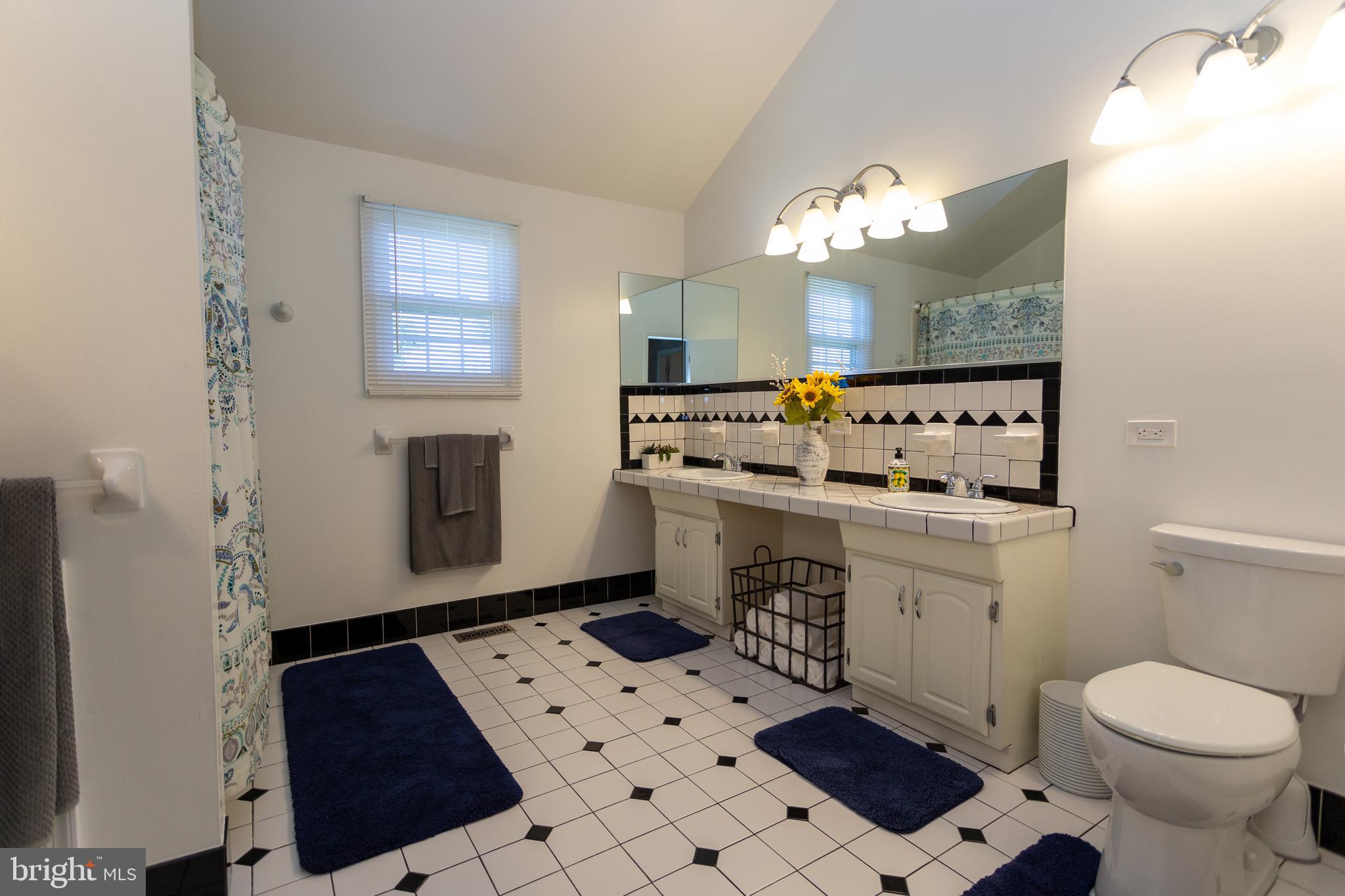 828 Cricket Road Secane, PA 19018 - Photo 16 of 24 Gallery Image 16