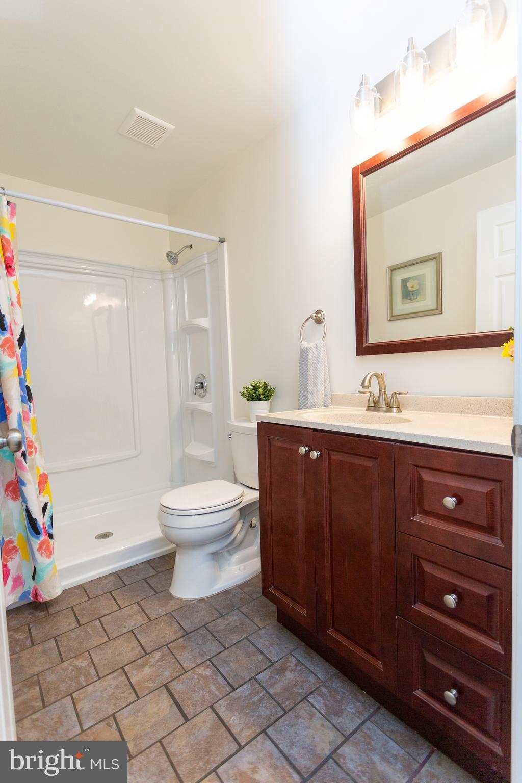 828 Cricket Road Secane, PA 19018 - Photo 9 of 24 Gallery Image 9