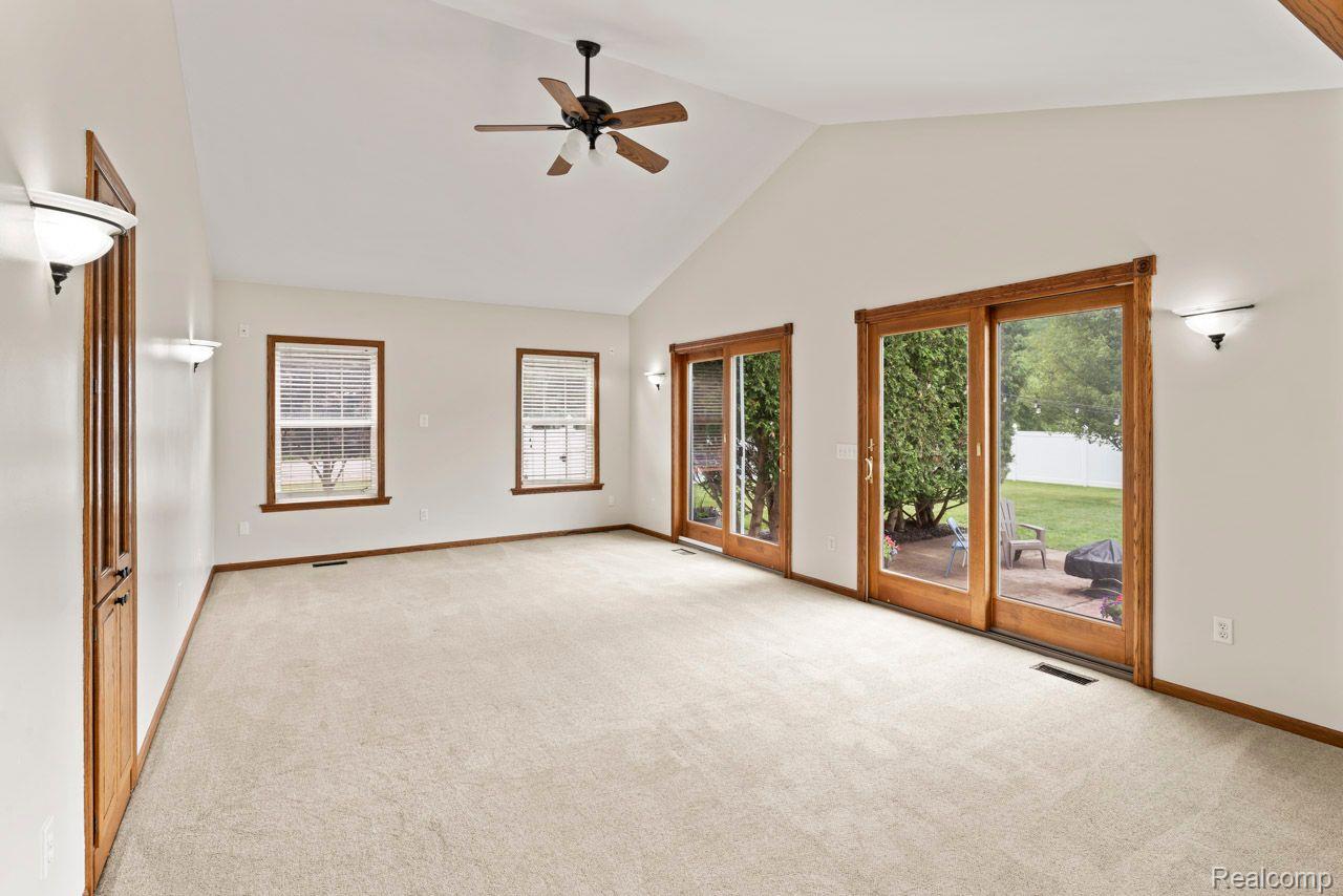 1007 North Gale Road Davison, MI 48423 - Photo 21 of 35 Gallery Image 21