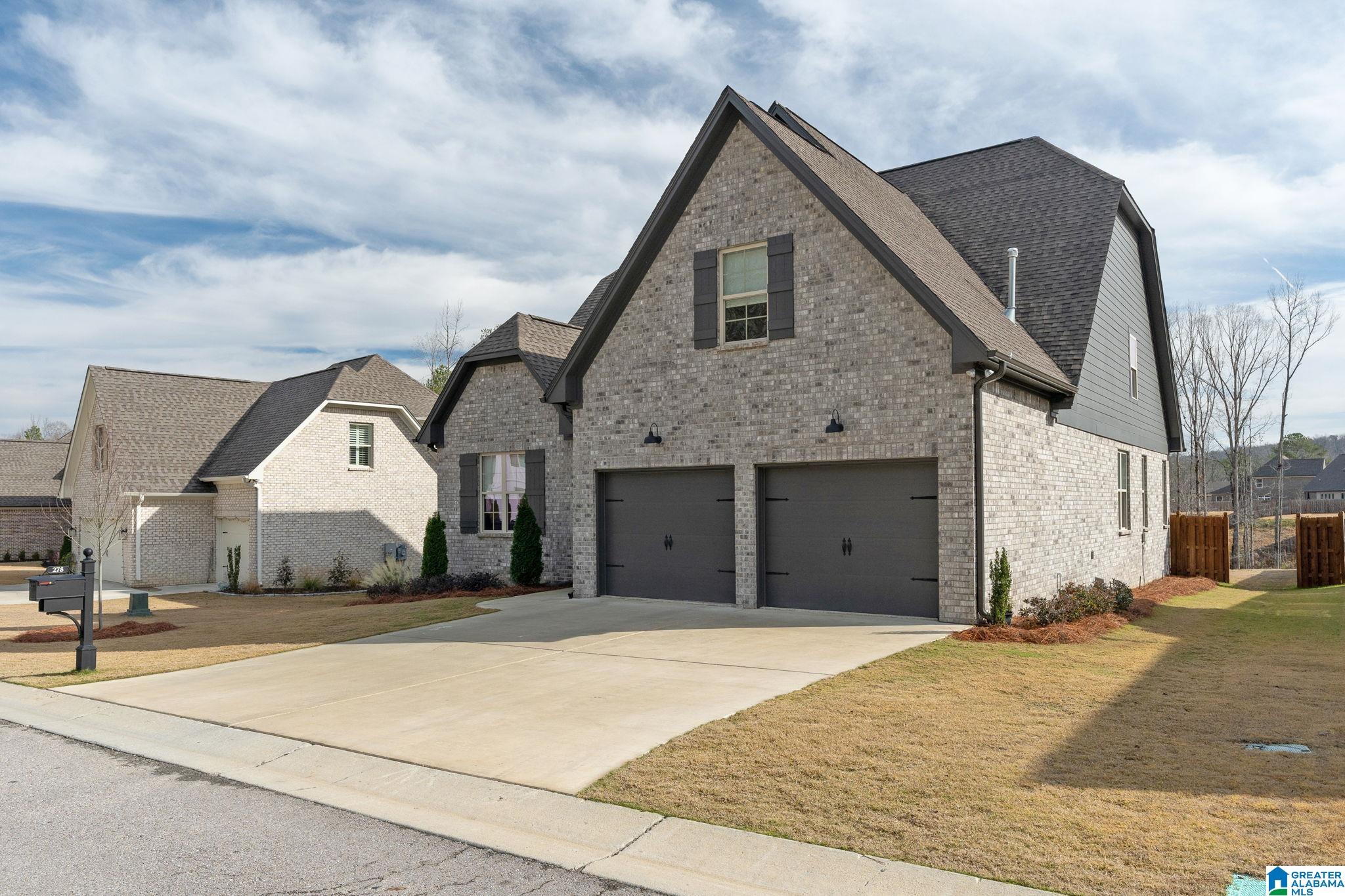 278 Kinross Circle Pelham, AL 35124 - Photo 2 of 55