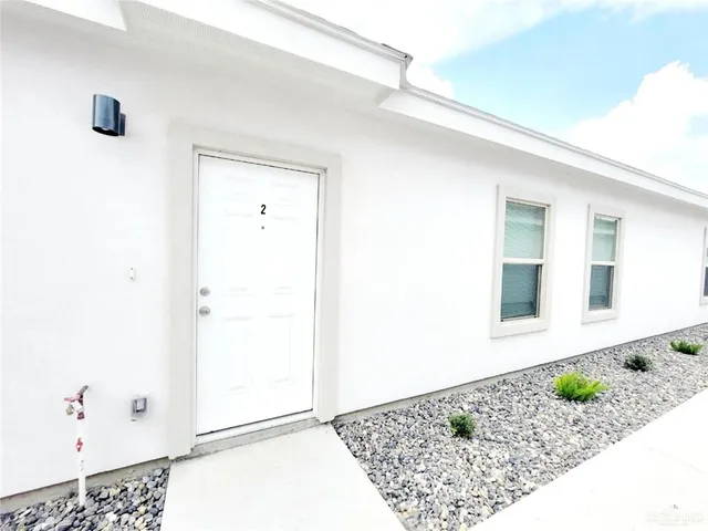 $1,150 | 5801 Sandpiper Avenue, Unit 2, Mission, TX 78573