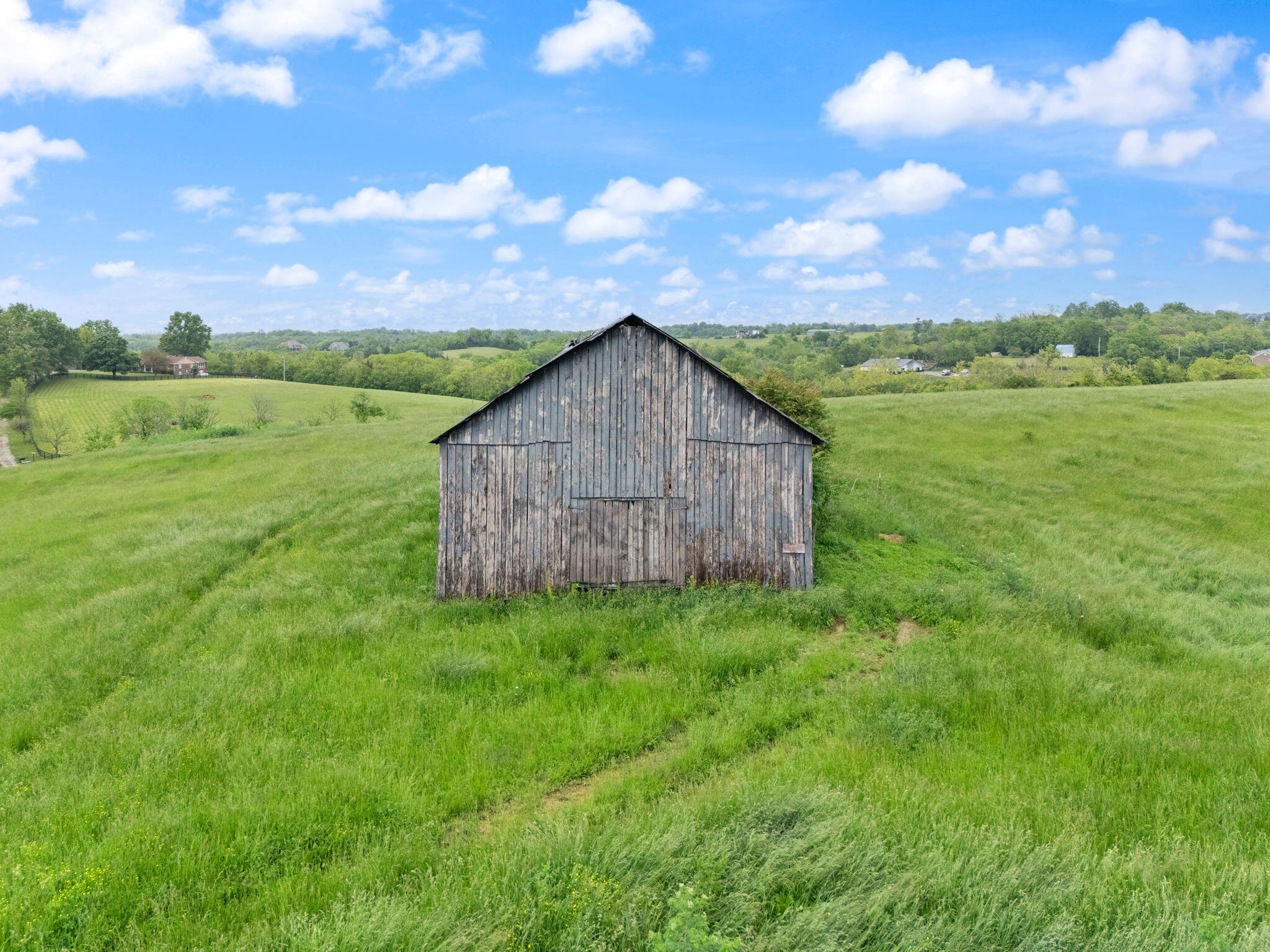 9999 Lancaster Road Richmond, KY 40475 - Photo 11 of 35 26-web-or-mls-DJI_20250513164253_0490_D