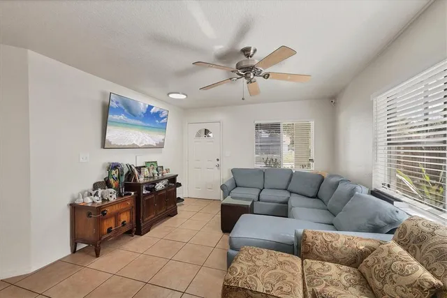 $275,000 | 3403 North Osprey Avenue, Sarasota, FL 34234