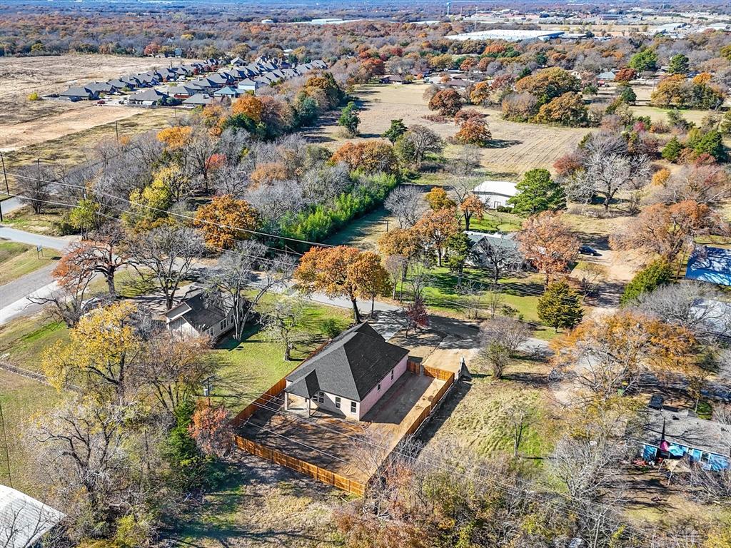 111 West Farmers Road Seagoville, TX 75159 - Photo 29 of 32 an aerial view of a house with a yard