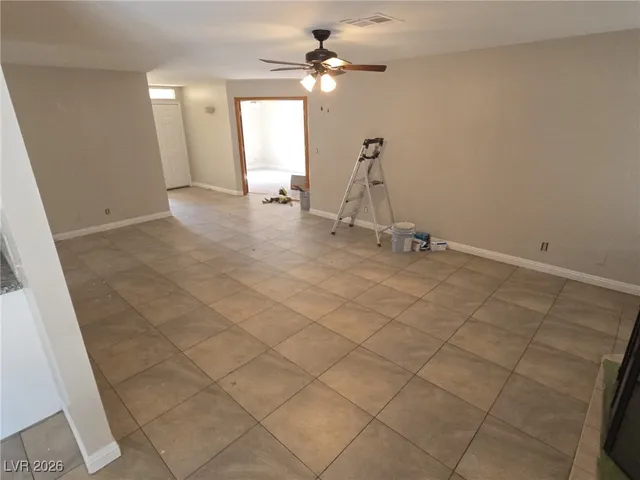 $2,000 | 541 Sheffield Drive, Henderson, NV 89014