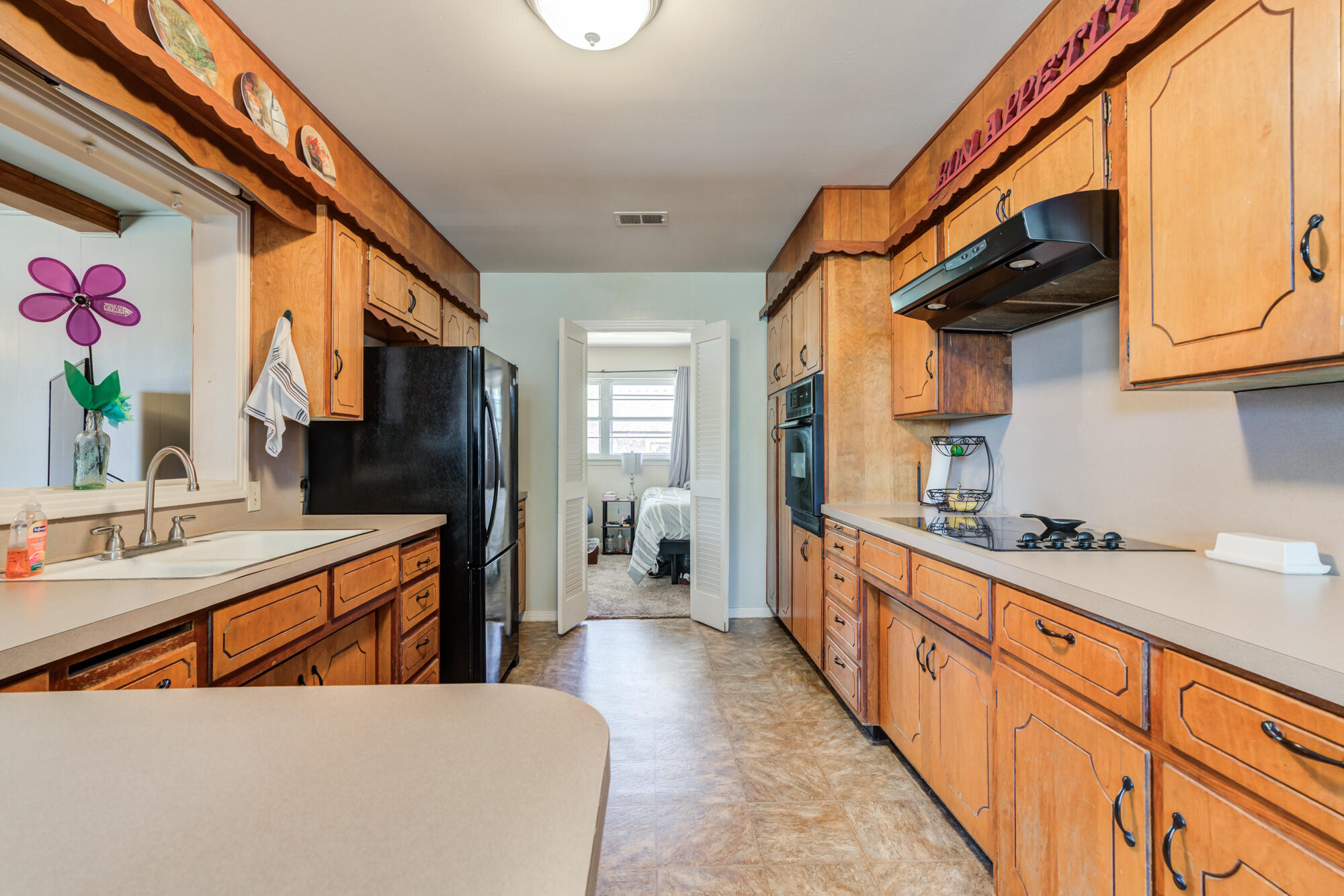 3402 53rd Street Lubbock, TX 79413 - Photo 19 of 39 3402-53rd-St_Lubbock-TX_26_Kitchen