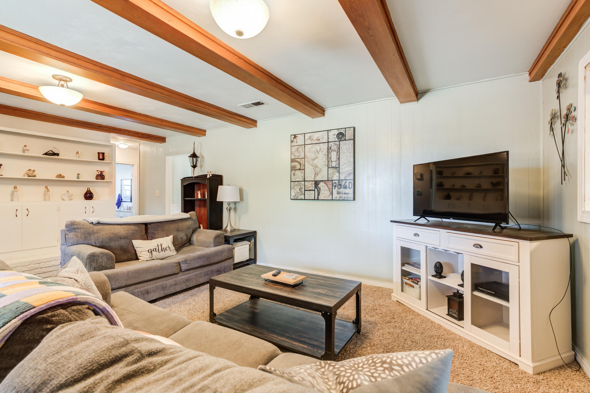 3402 53rd Street Lubbock, TX 79413 - Photo 21 of 39 3402-53rd-St_Lubbock-TX_31_Living-Room
