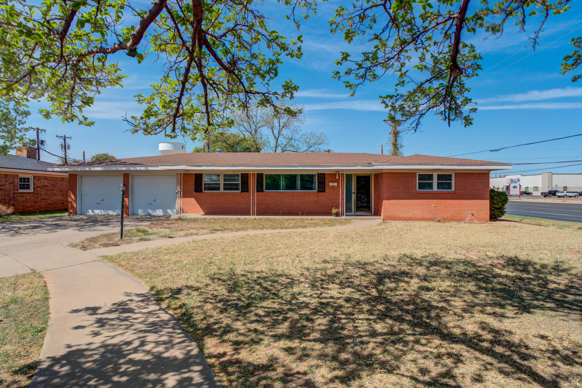 3402 53rd Street Lubbock, TX 79413 - Photo 6 of 39 3402-53rd-St_Lubbock-TX_2_Front-Exterior