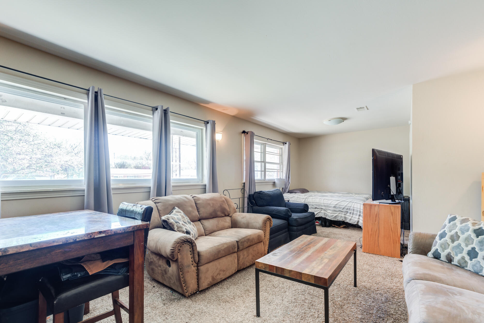 3402 53rd Street Lubbock, TX 79413 - Photo 10 of 39 3402-53rd-St_Lubbock-TX_16_2nd-Living-Ar