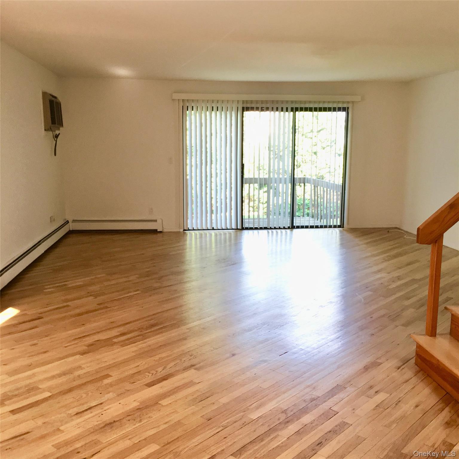 70 Hickory Road, Unit B Port Washington, NY 11050 - Photo 2 of 18