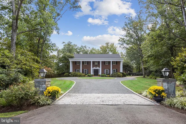 $4,250,000 | 1306 Bishop Lane, Alexandria, VA 22302