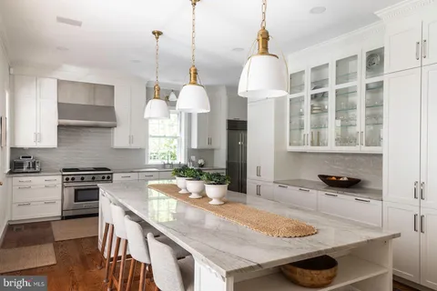 $4,250,000 | 1306 Bishop Lane, Alexandria, VA 22302