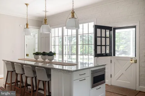 $4,250,000 | 1306 Bishop Lane, Alexandria, VA 22302