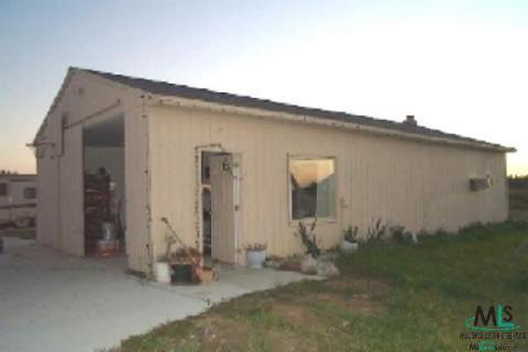 8931 Fisher Road Yale, MI 48097 - Photo 7 of 8 478341-6.JPG
