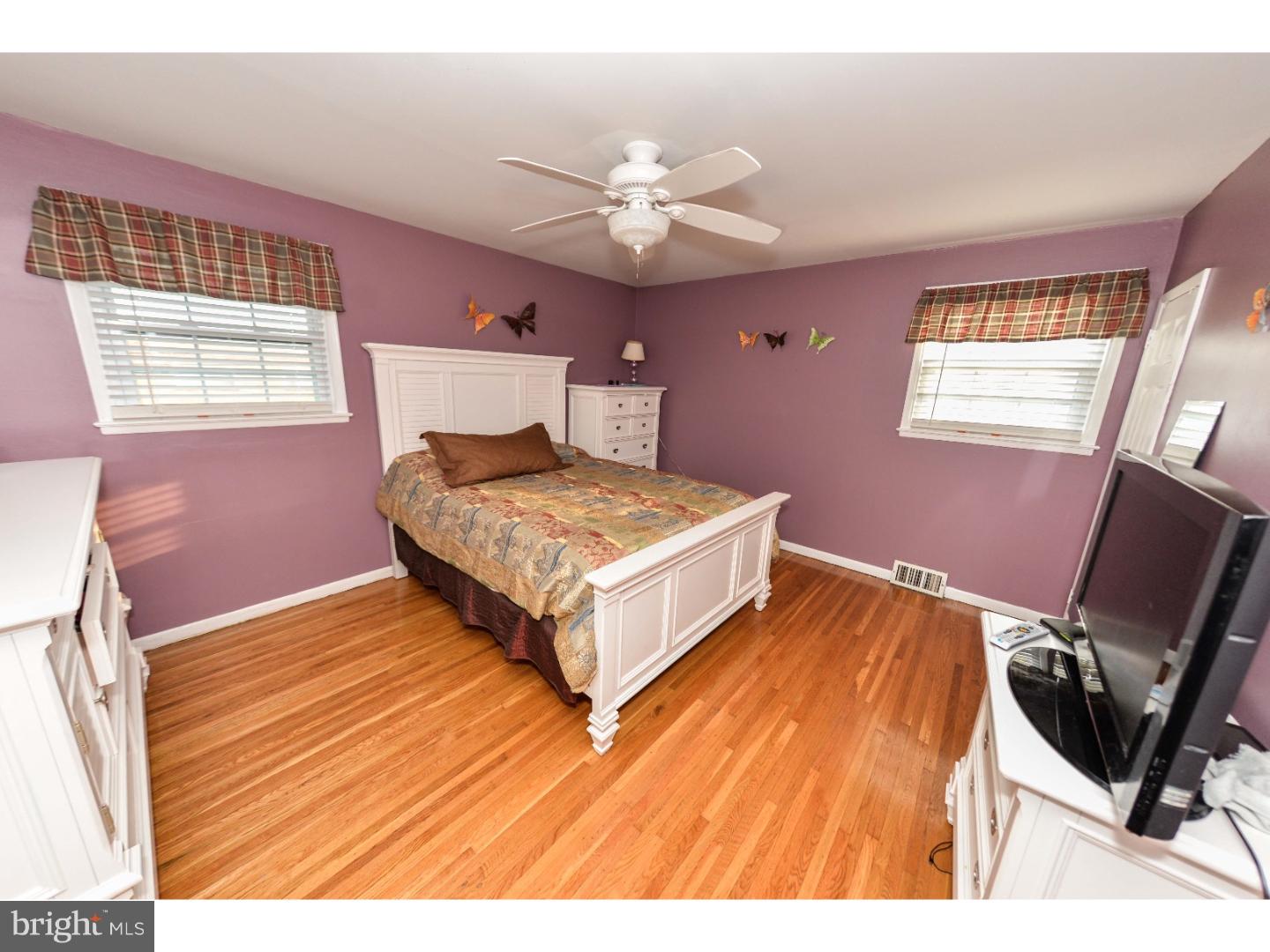 9959 Hardy Road Philadelphia, PA 19115 - Photo 11 of 23 Gallery Image 11