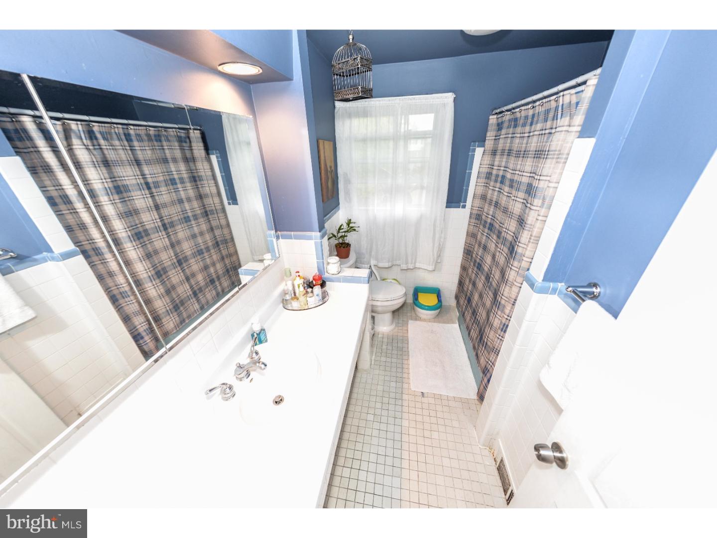 9959 Hardy Road Philadelphia, PA 19115 - Photo 14 of 23 Gallery Image 14