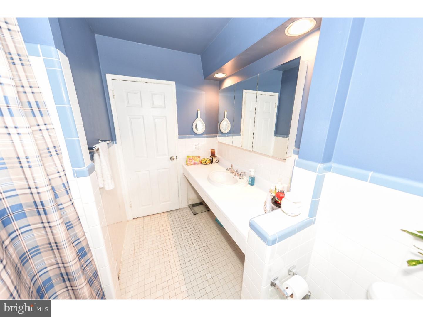 9959 Hardy Road Philadelphia, PA 19115 - Photo 15 of 23 Gallery Image 15