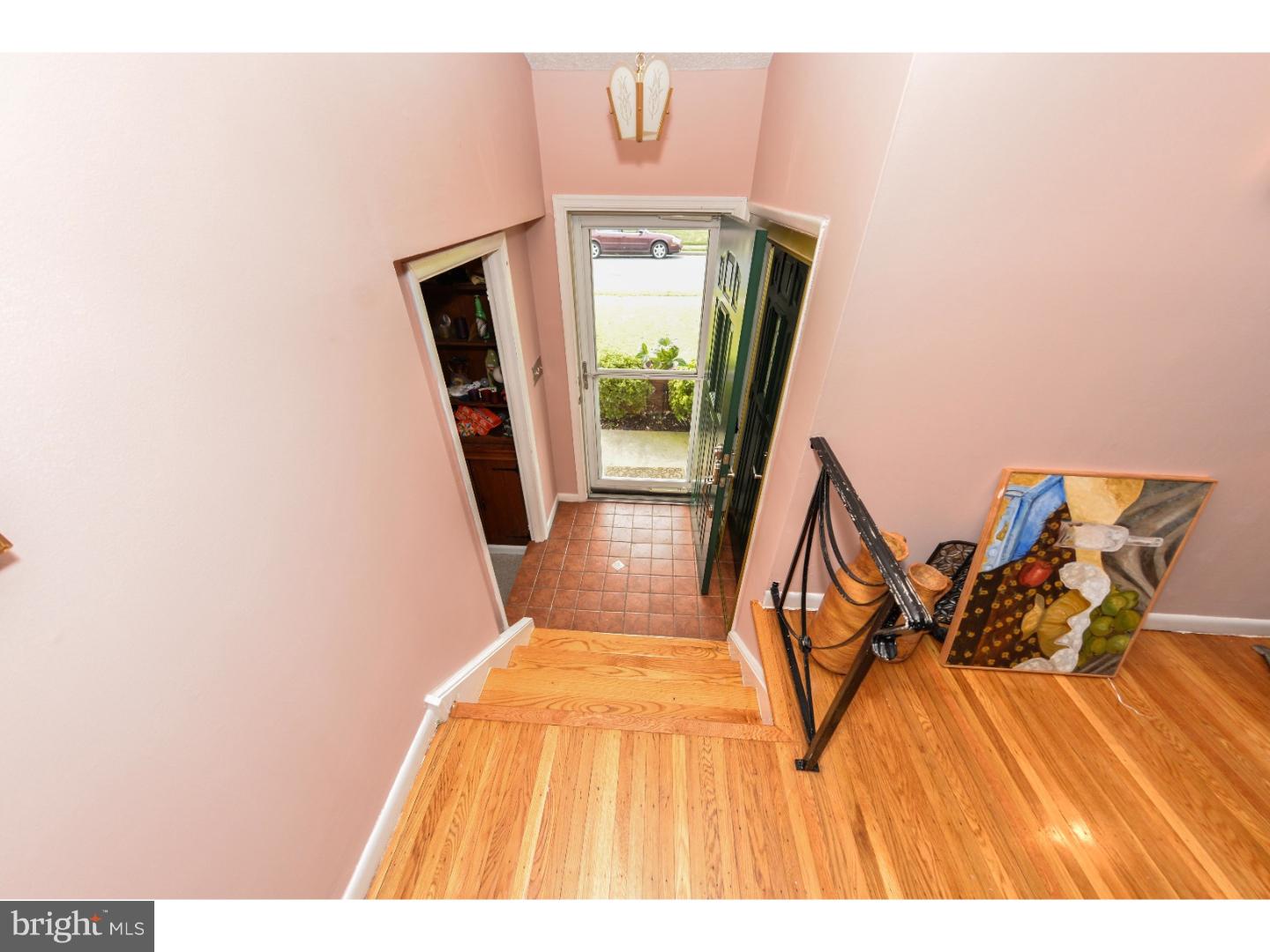 9959 Hardy Road Philadelphia, PA 19115 - Photo 3 of 23 Gallery Image 3