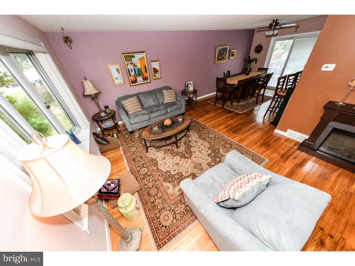 9959 Hardy Road Philadelphia, PA 19115 - Photo 4 of 23 Gallery Image 4