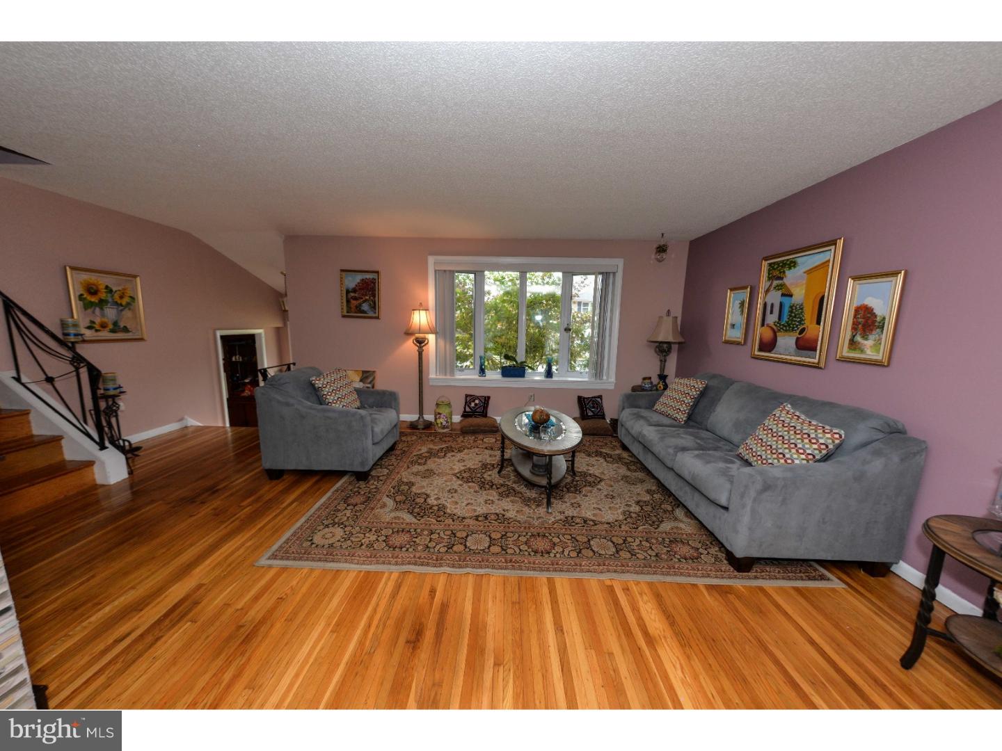 9959 Hardy Road Philadelphia, PA 19115 - Photo 8 of 23 Gallery Image 8