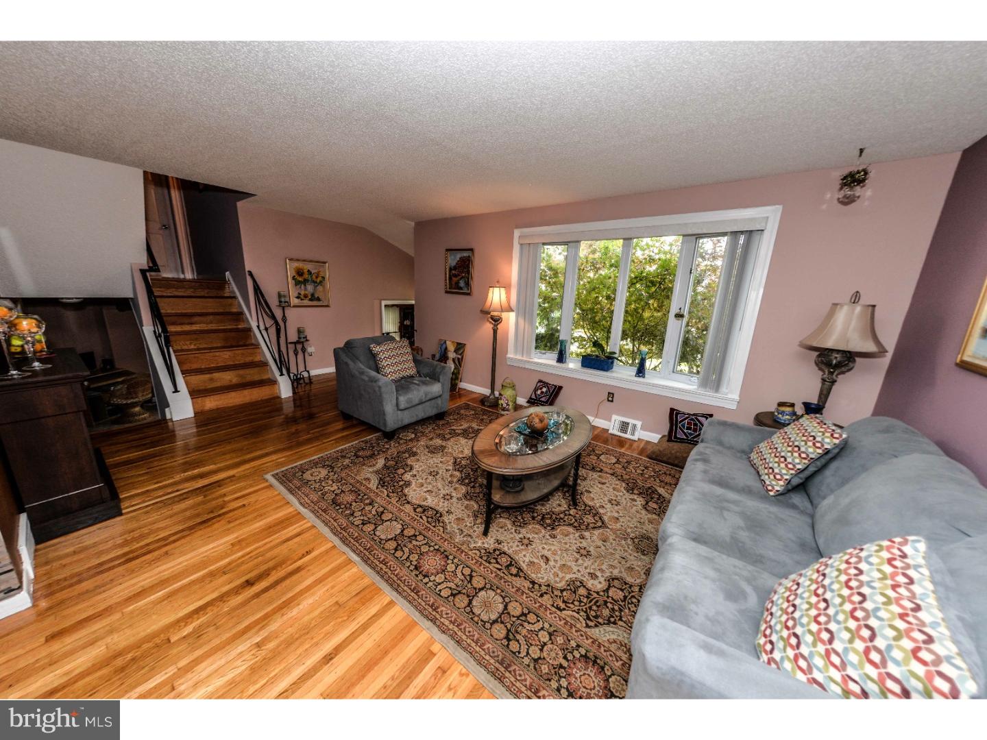 9959 Hardy Road Philadelphia, PA 19115 - Photo 9 of 23 Gallery Image 9