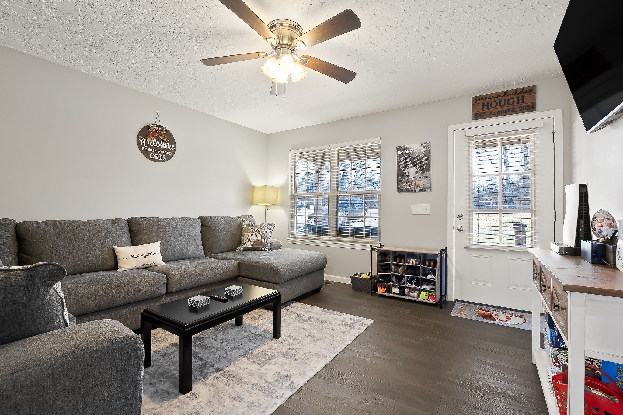 2060 Walker Cove Road Sparta, TN 38583 - Photo 3 of 20