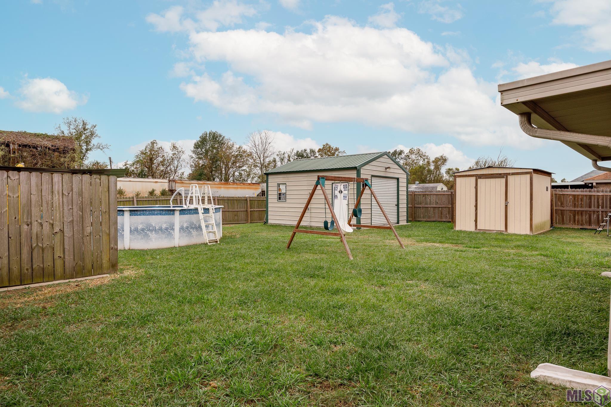 40431 Hawthorne Drive Darrow, LA 70725 - Photo 19 of 21 Above Ground Pool